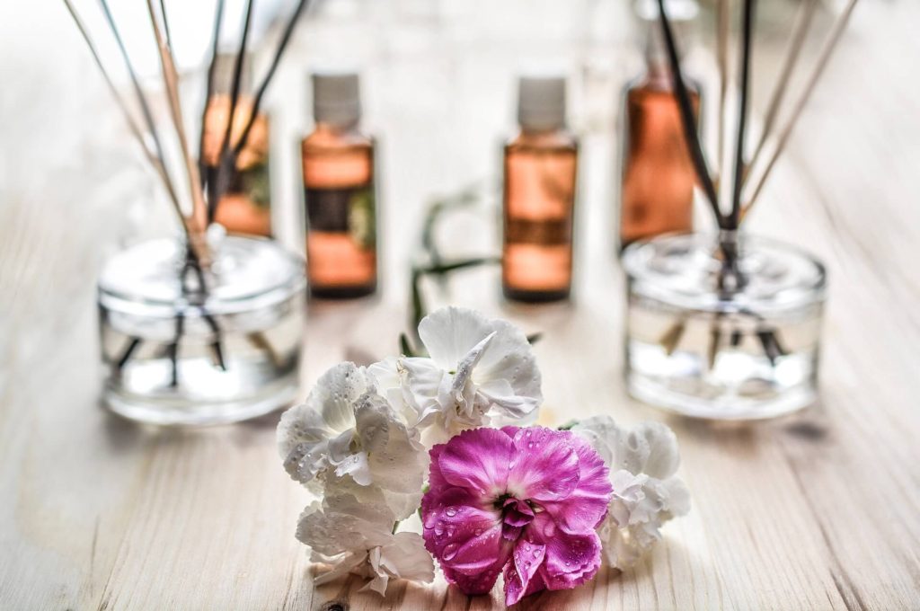 5 Ways to Keep Your Bathroom Smelling Fresh
